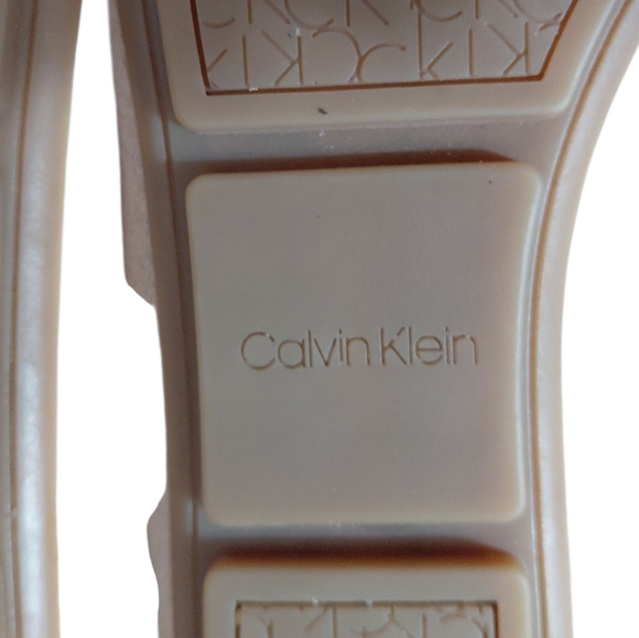 NEW Calvin Klein Soft Suede Tan Loafers Gold Emblem size 8 - Picture 9 of 10